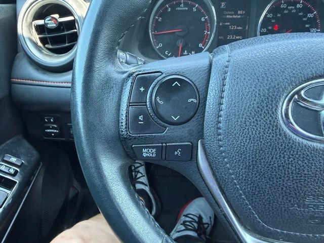 2017 Toyota RAV4 SE