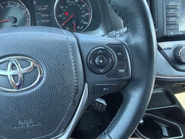2017 Toyota RAV4 SE
