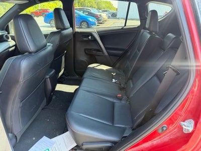 2017 Toyota RAV4 SE
