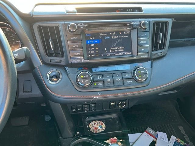 2017 Toyota RAV4 SE