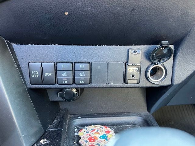 2017 Toyota RAV4 SE