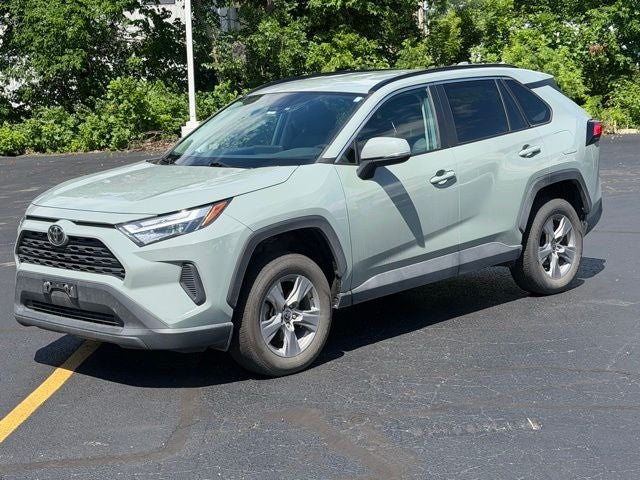2022 Toyota RAV4 XLE