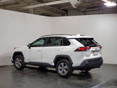 2025 Toyota RAV4 Hybrid XLE
