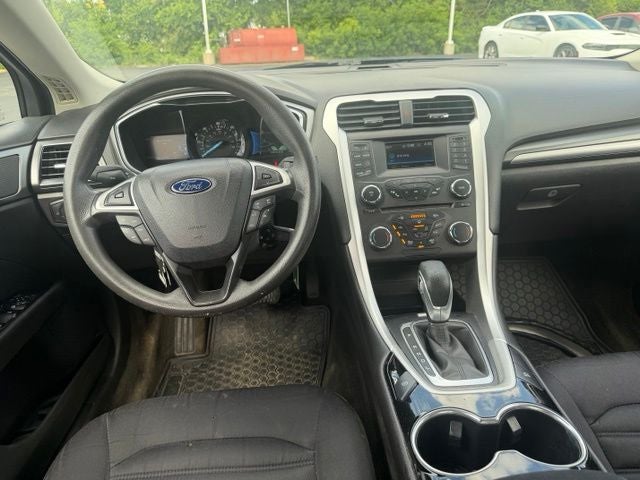 2016 Ford Fusion Hybrid SE