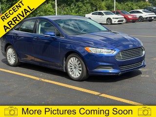2016 Ford Fusion Hybrid SE