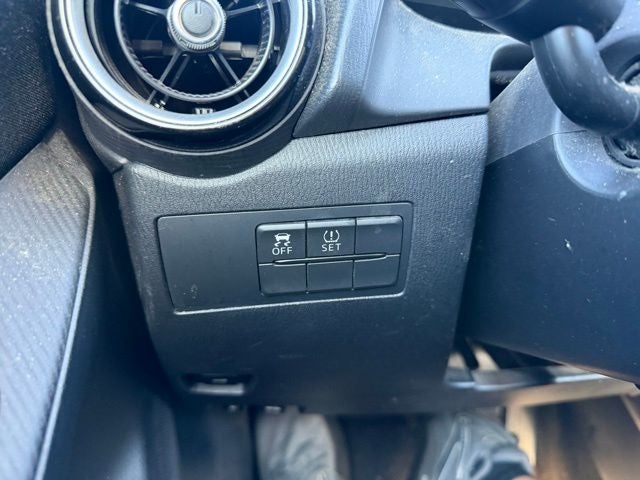 2019 Toyota Yaris LE