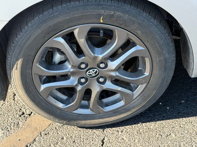 2019 Toyota Yaris LE