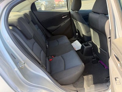 2019 Toyota Yaris LE