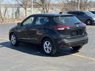 2023 Nissan Kicks S