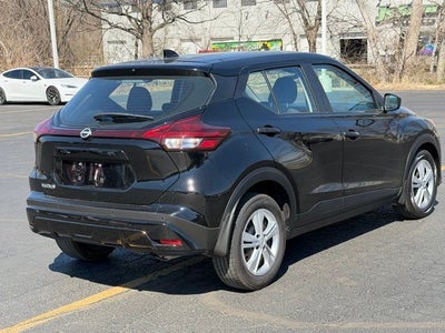 2023 Nissan Kicks S
