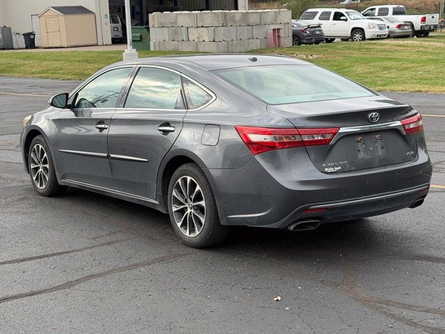 2018 Toyota Avalon XLE