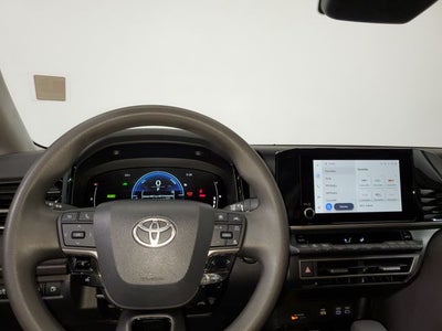 2025 Toyota Camry LE