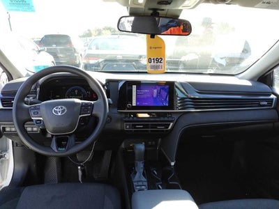 2025 Toyota Camry LE