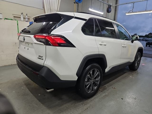 2022 Toyota RAV4 Hybrid XLE Premium