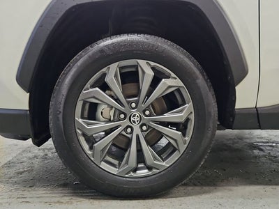 2022 Toyota RAV4 Hybrid XLE Premium