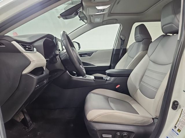 2022 Toyota RAV4 Hybrid XLE Premium