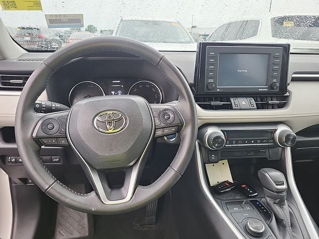 2022 Toyota RAV4 Hybrid XLE Premium