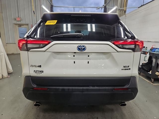 2022 Toyota RAV4 Hybrid XLE Premium