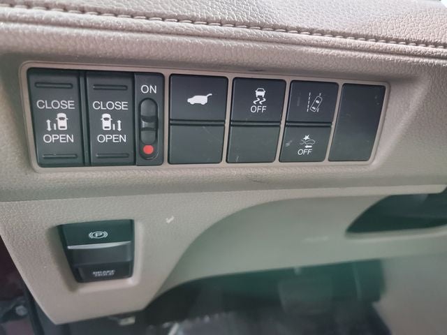 2019 Honda Odyssey EX-L w/Navigation and Rear Entertainment System