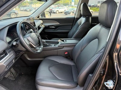 2025 Toyota Grand Highlander XLE