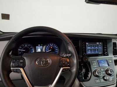 2020 Toyota Sienna XLE 7 Passenger