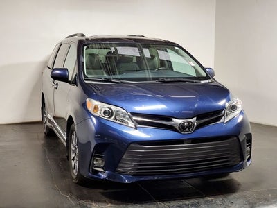 2020 Toyota Sienna XLE 7 Passenger