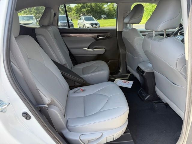 2021 Toyota Highlander Limited