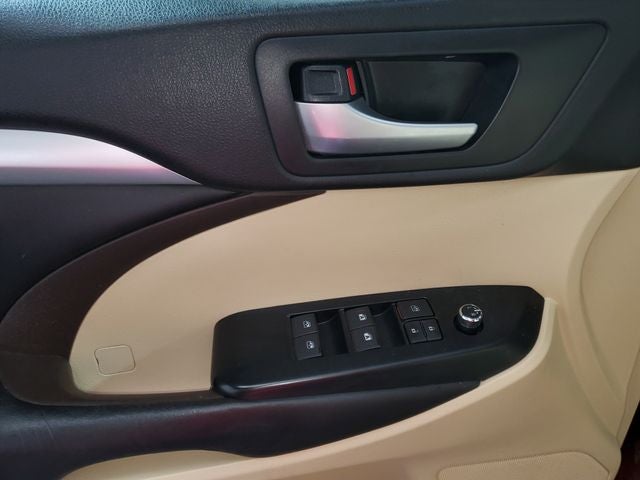2016 Toyota Highlander XLE V6