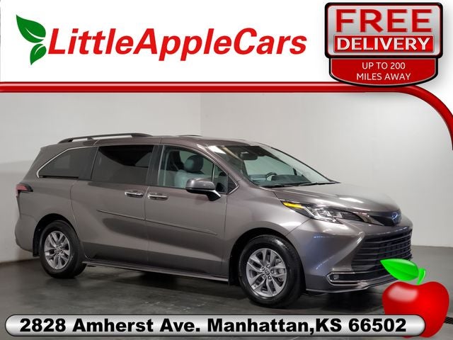 2022 Toyota Sienna XLE