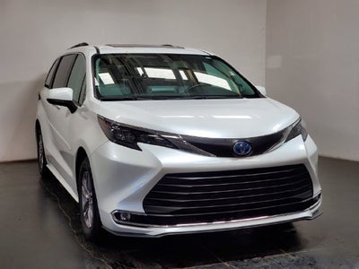 2024 Toyota Sienna XLE 7 Passenger