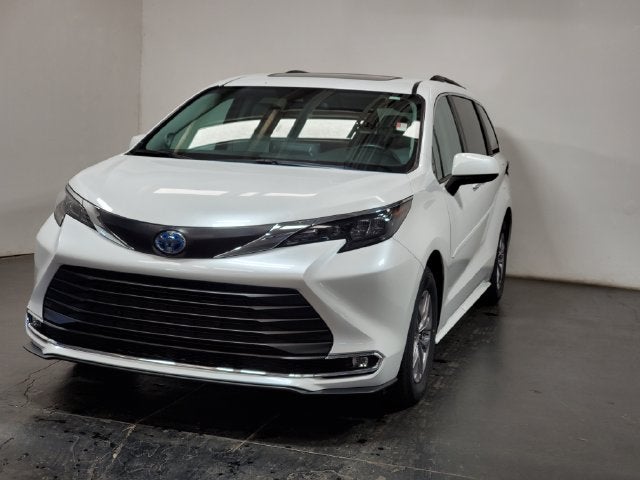 2024 Toyota Sienna XLE 7 Passenger