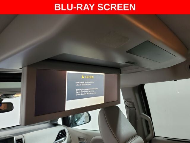 2019 Toyota Sienna XLE w/ Auto Access Seat Package 7 Passenger