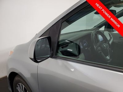 2019 Toyota Sienna XLE w/ Auto Access Seat Package 7 Passenger