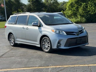 2019 Toyota Sienna XLE 7 Passenger