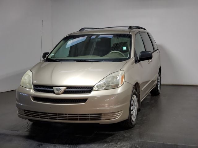 2004 Toyota Sienna LE