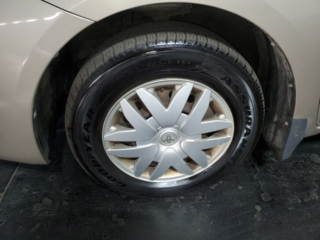 2004 Toyota Sienna LE