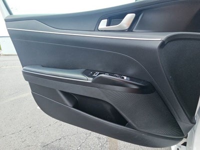 2022 Kia K5 LXS