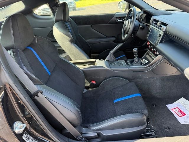 2025 Subaru BRZ tS