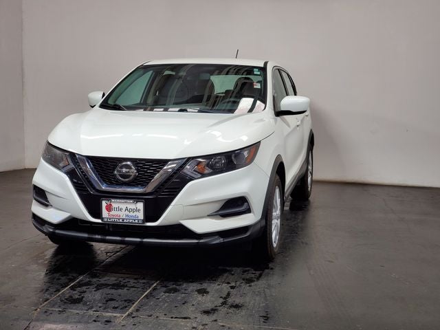 2022 Nissan Rogue Sport S FWD