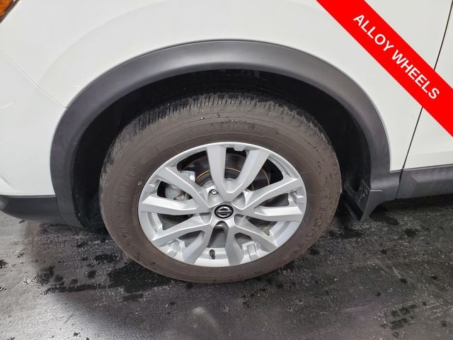 2022 Nissan Rogue Sport S FWD