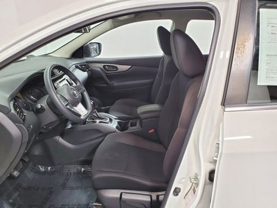 2022 Nissan Rogue Sport S FWD