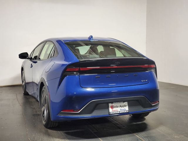 2023 Toyota Prius LE