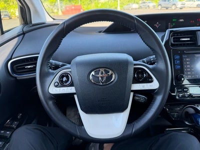 2017 Toyota Prius Four Touring