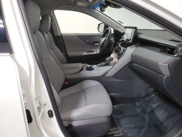 2022 Toyota Venza XLE