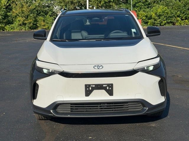 2025 Toyota bZ4X XLE