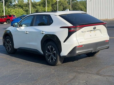 2025 Toyota bZ4X XLE