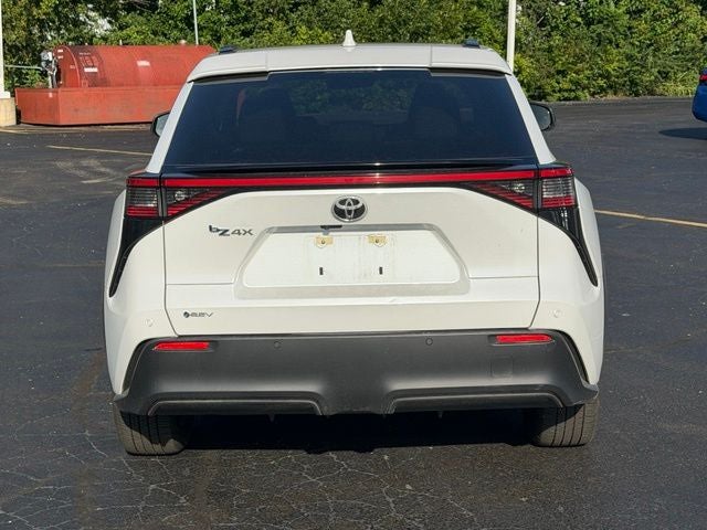 2025 Toyota bZ4X XLE