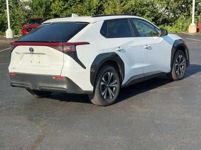 2025 Toyota bZ4X XLE
