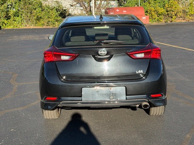 2016 Scion iM Base