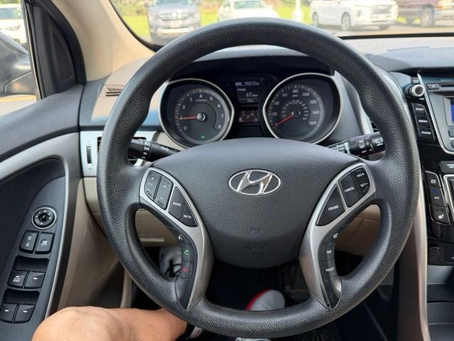 2016 Hyundai Elantra GT Base